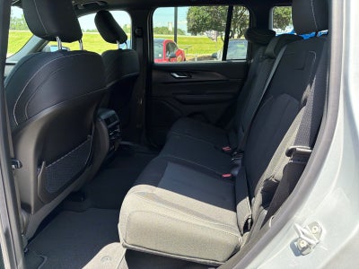 2026 Jeep Grand Cherokee Laredo X