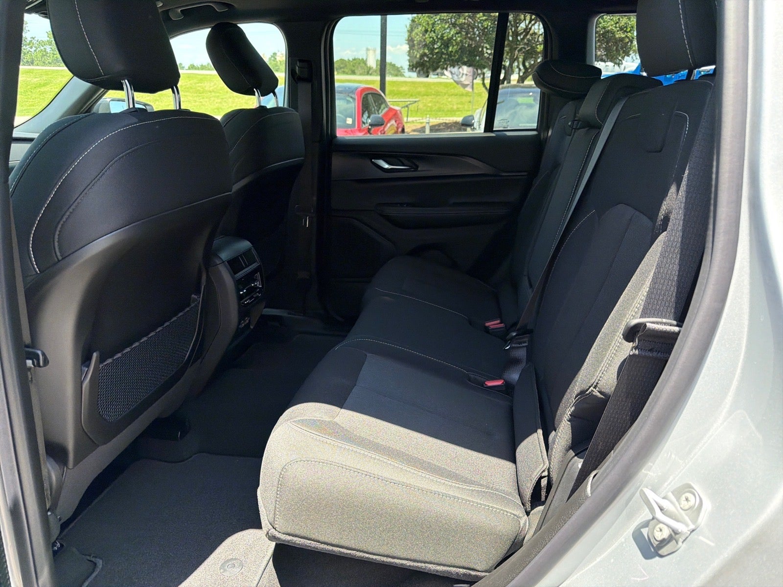2026 Jeep Grand Cherokee Laredo X