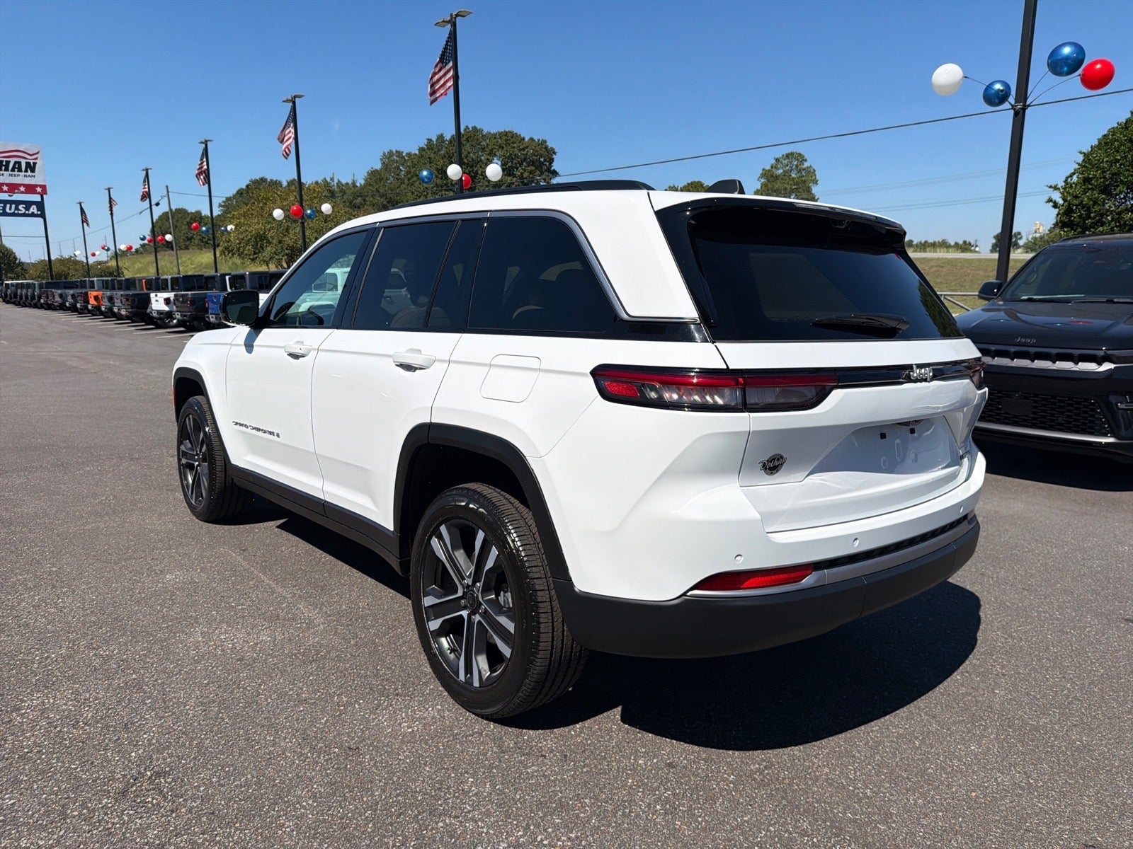 2027 Jeep Grand Cherokee Limited