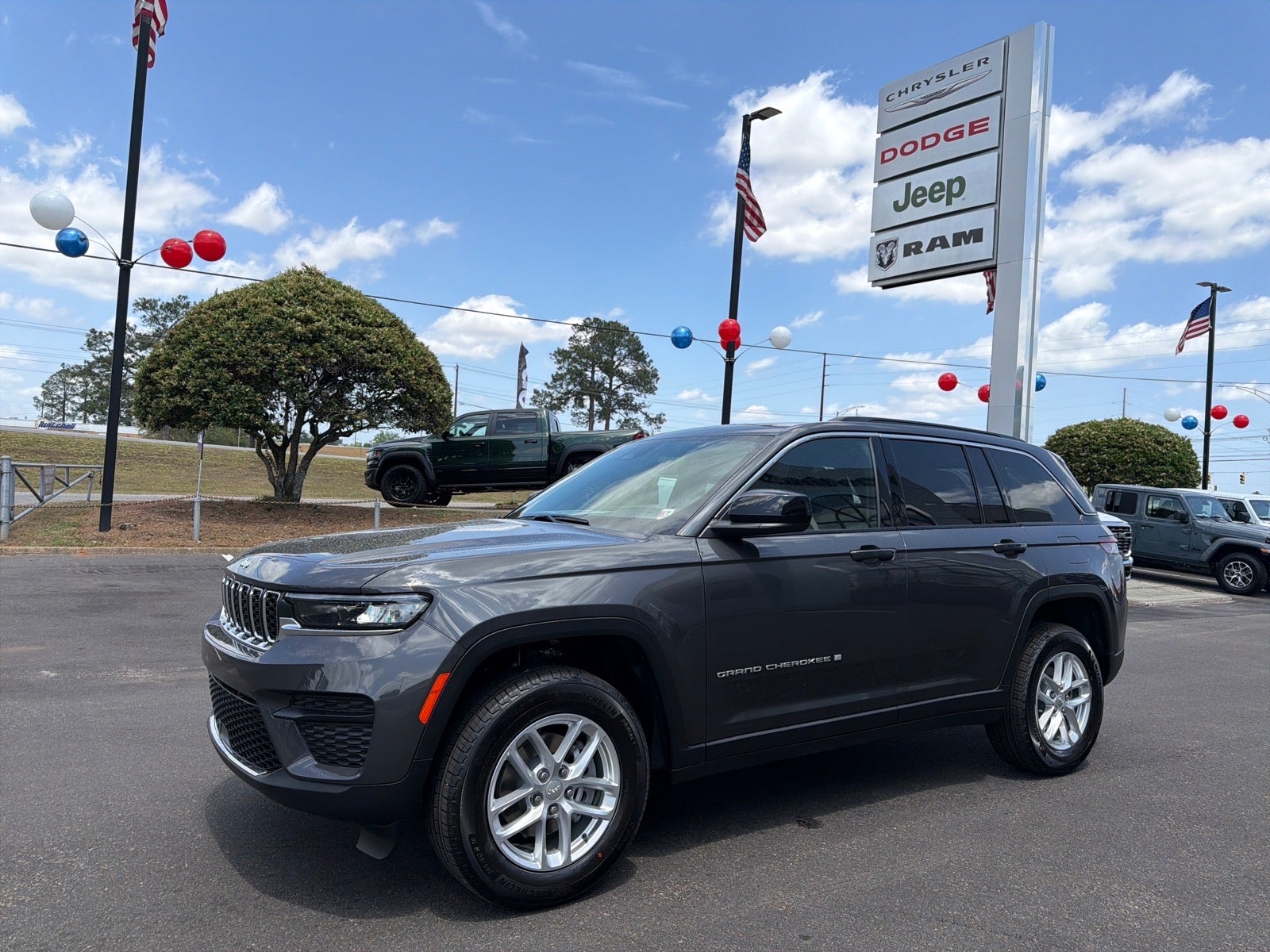 2026 Jeep Grand Cherokee Laredo X