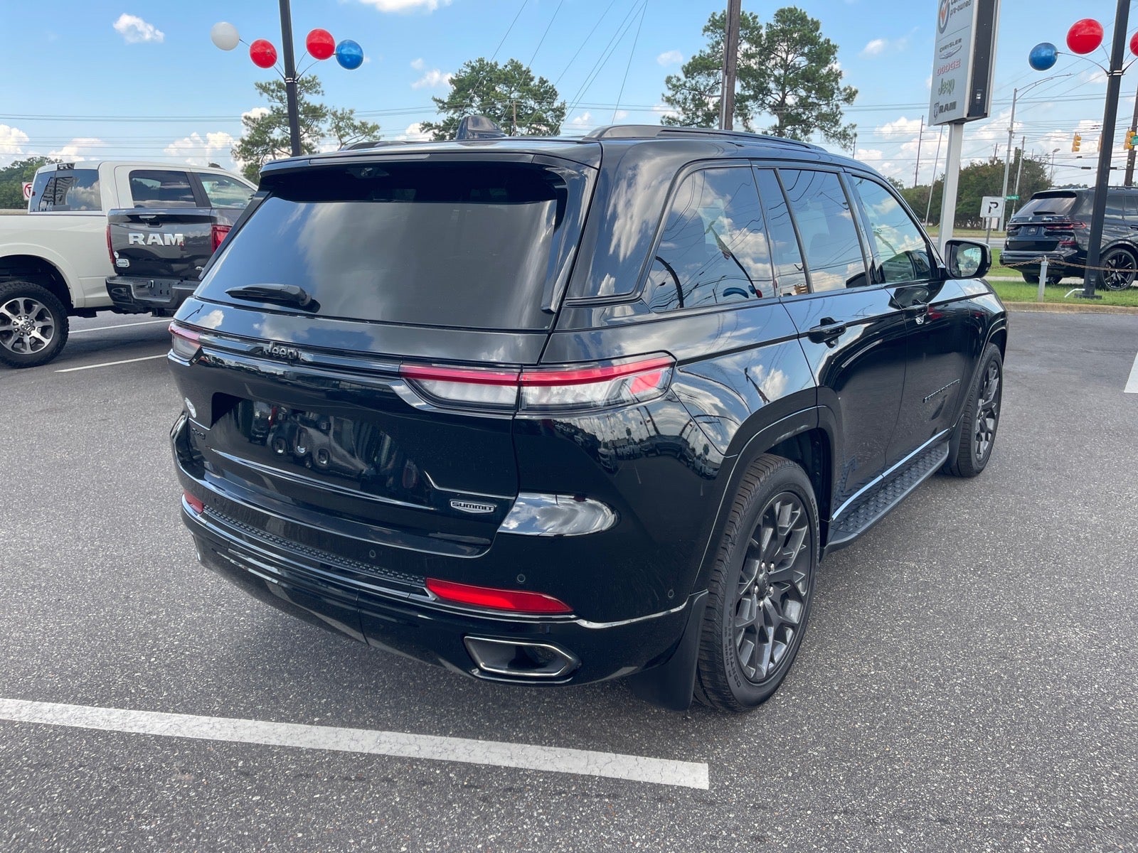 2025 Jeep Grand Cherokee Summit Reserve