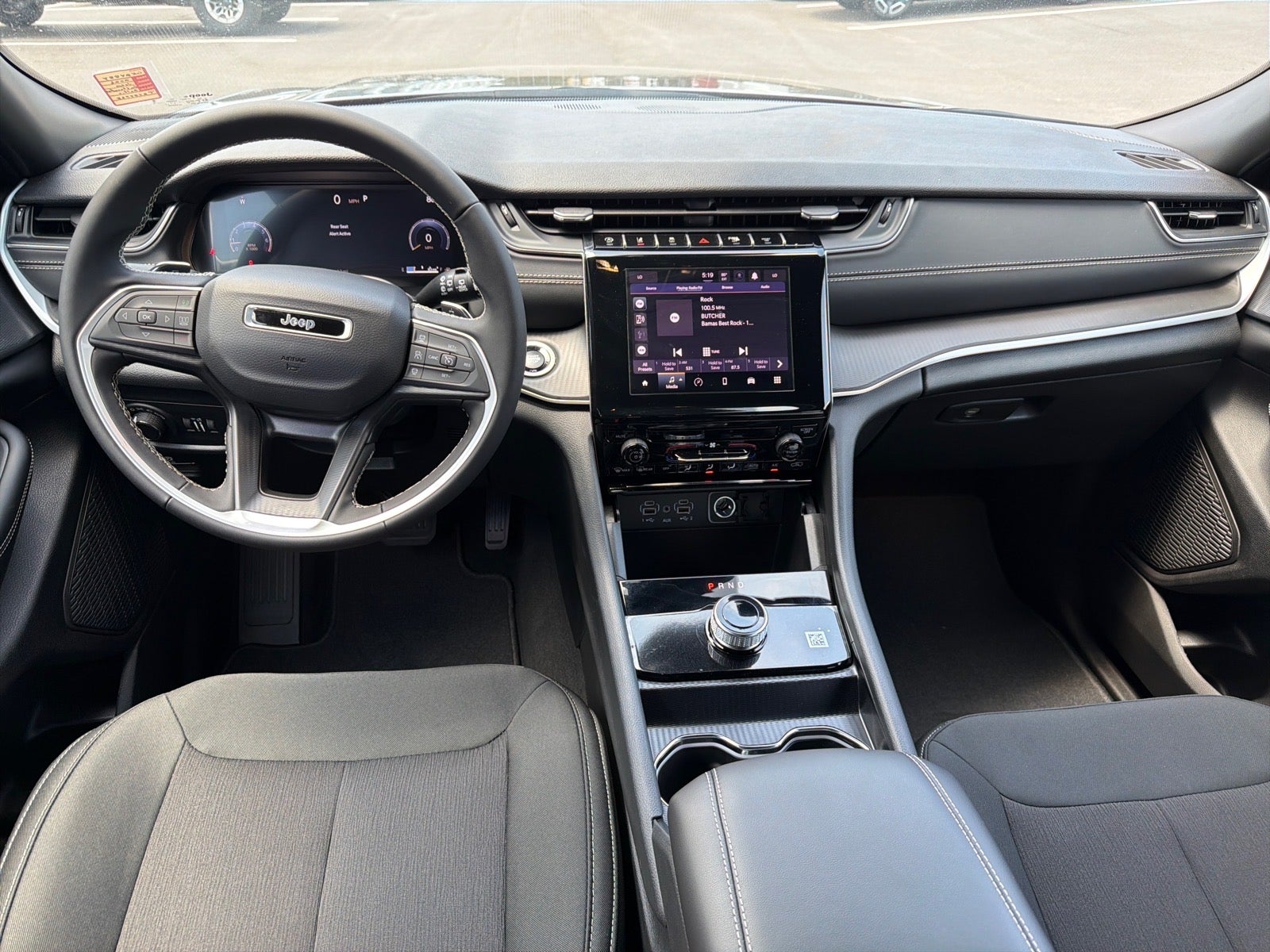 2026 Jeep Grand Cherokee Laredo