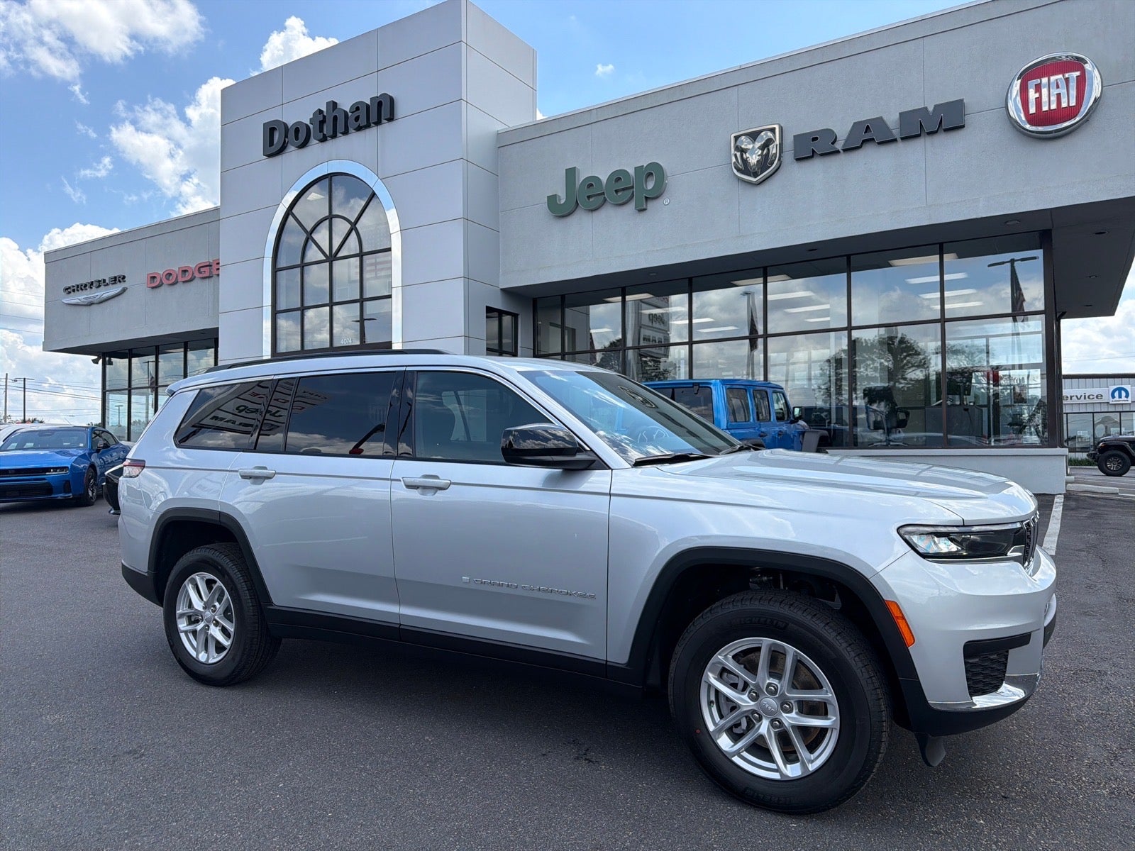2026 Jeep Grand Cherokee Laredo X