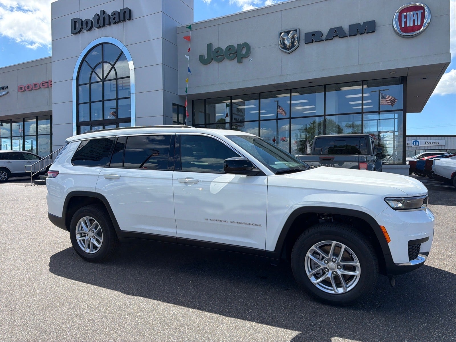 2026 Jeep Grand Cherokee Laredo X