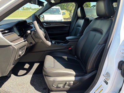 2026 Jeep Grand Cherokee 85th Anniversary Edition