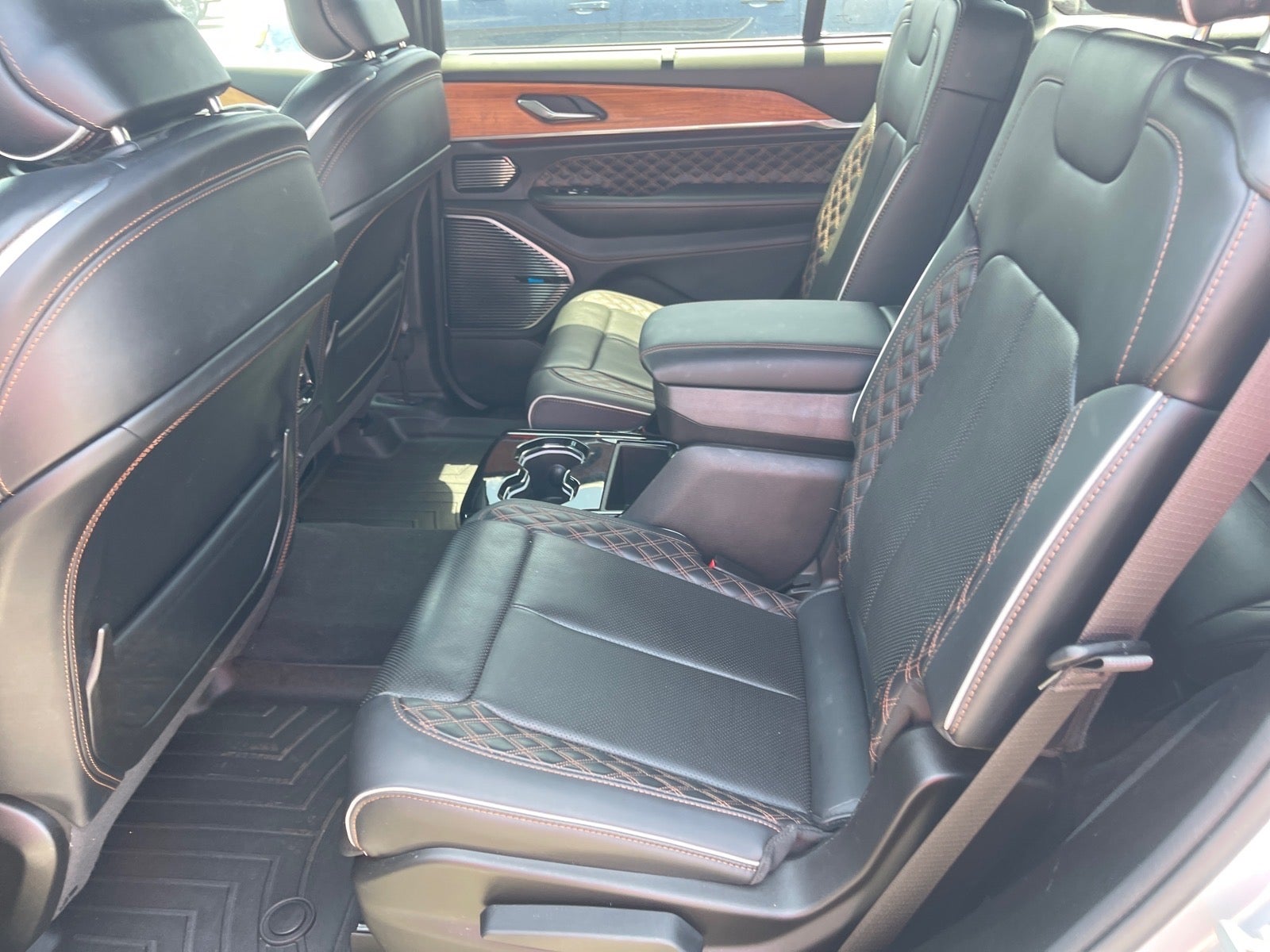 2024 Jeep Grand Cherokee L Summit Reserve