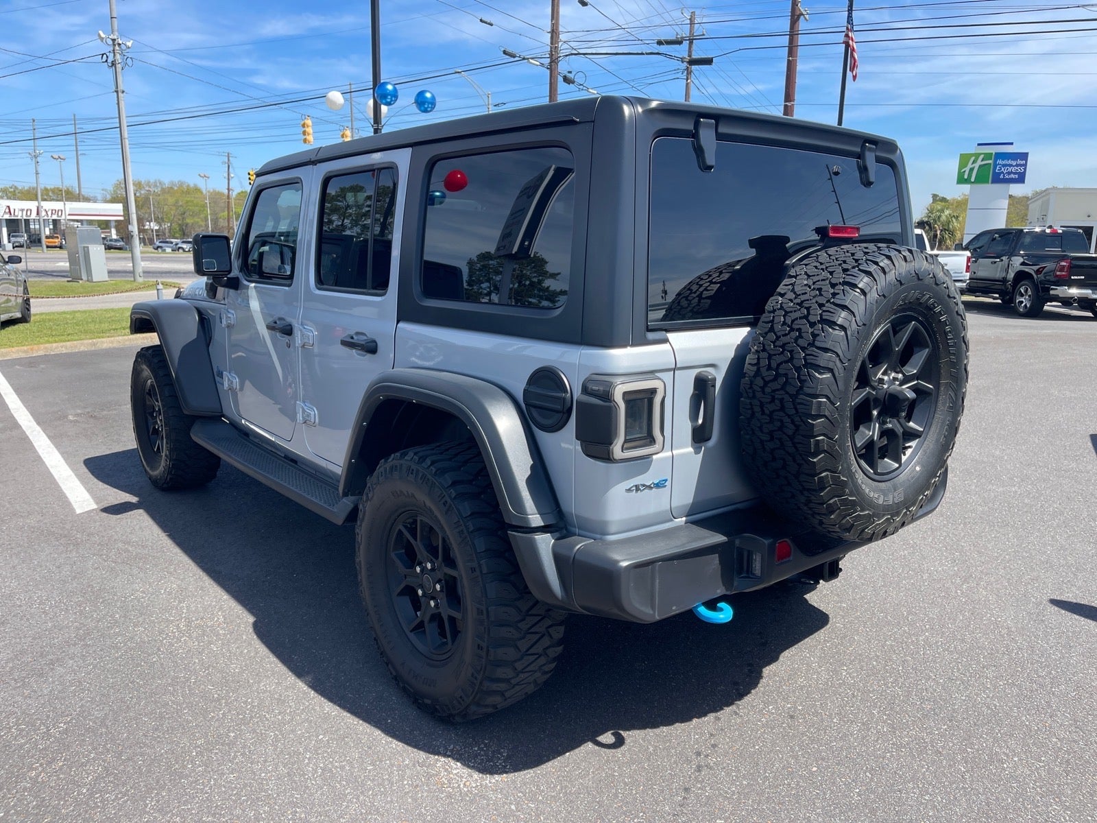 2024 Jeep Wrangler 4xe Willys