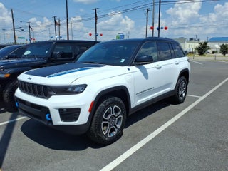 2022 Jeep Grand Cherokee 4xe Trailhawk