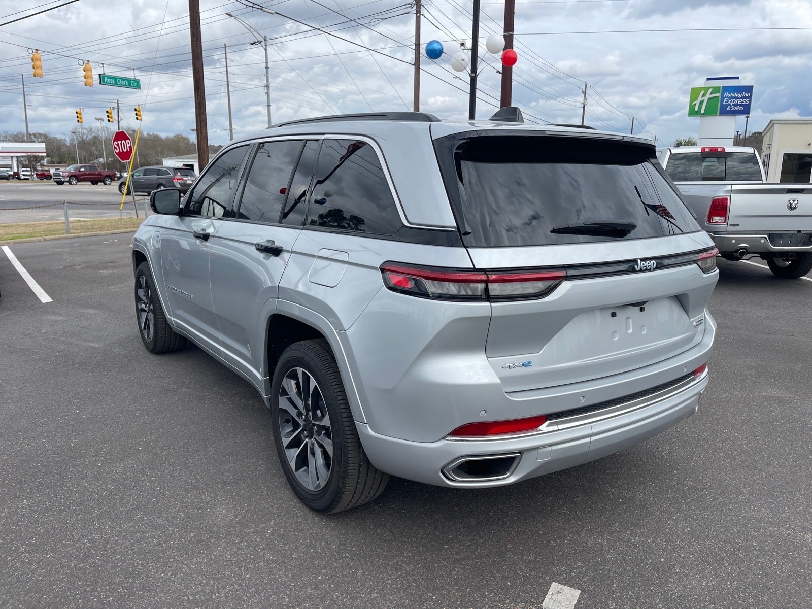 2024 Jeep Grand Cherokee 4xe Overland