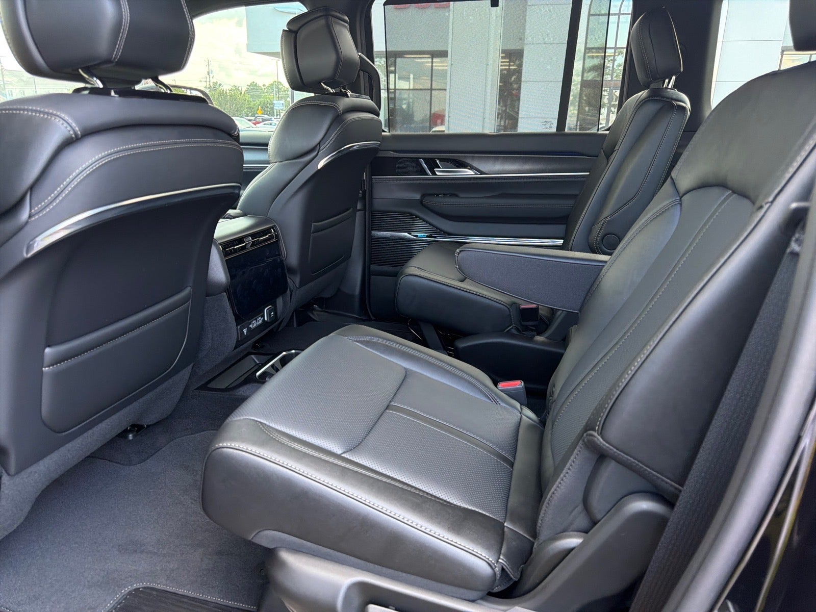 2026 Jeep Grand Wagoneer Summit Obsidian