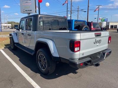 2022 Jeep Gladiator Overland