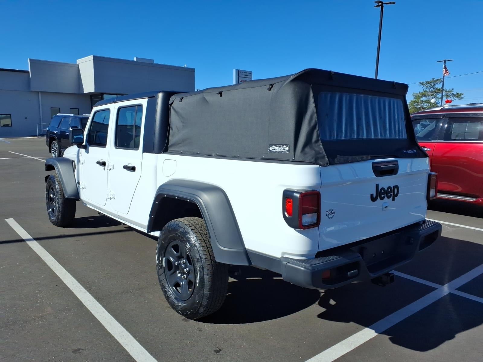2023 Jeep Gladiator Sport