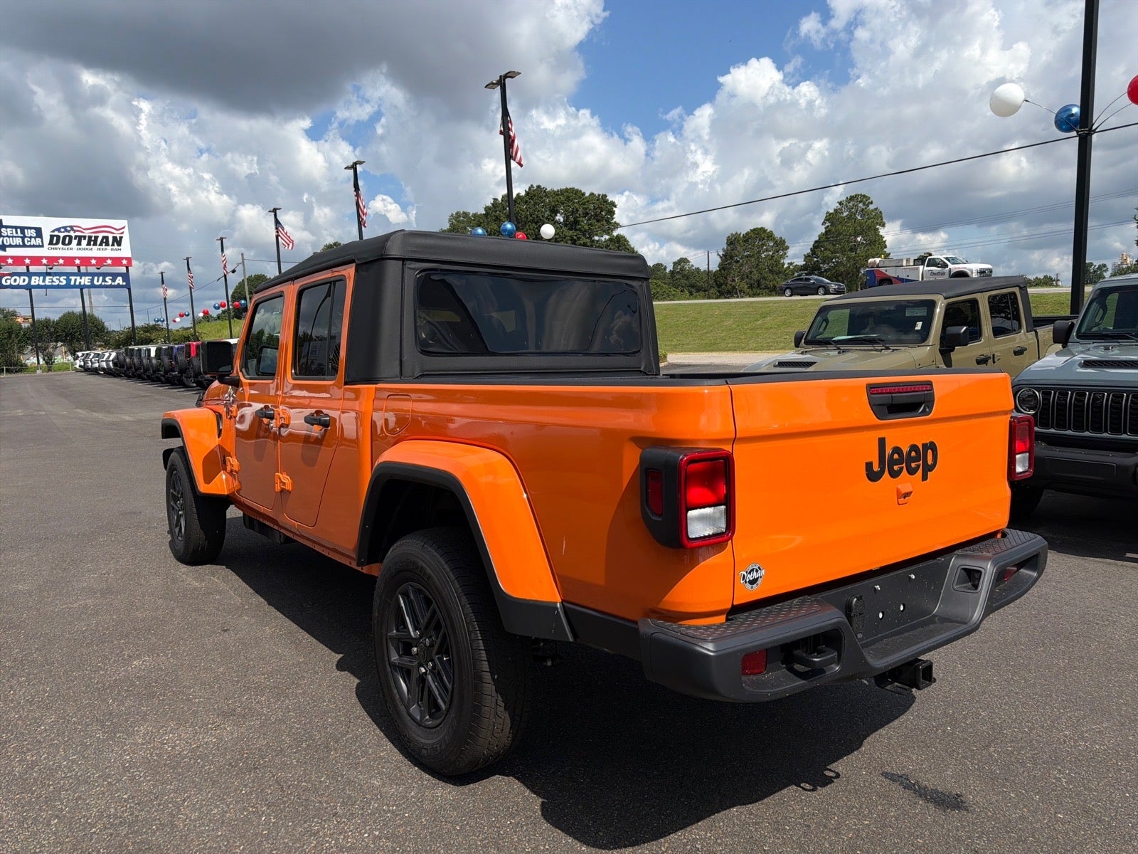 2026 Jeep Gladiator Sport S