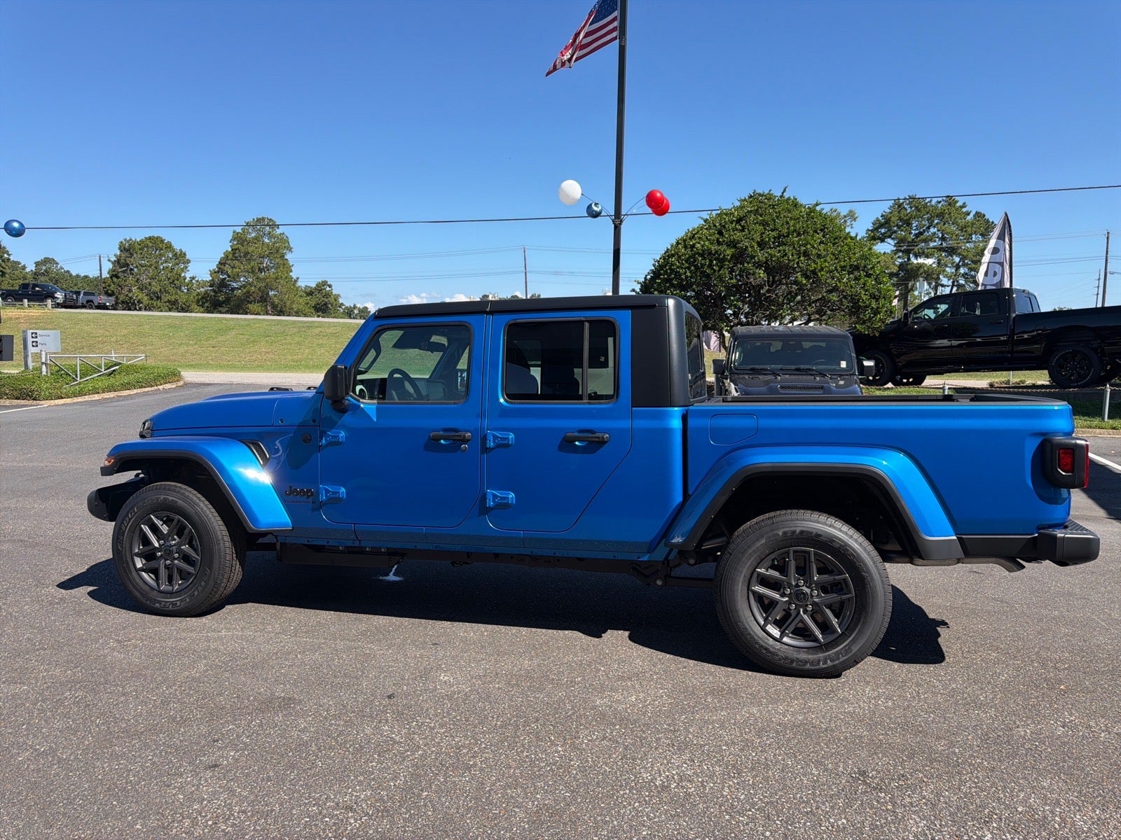 2026 Jeep Gladiator Sport S