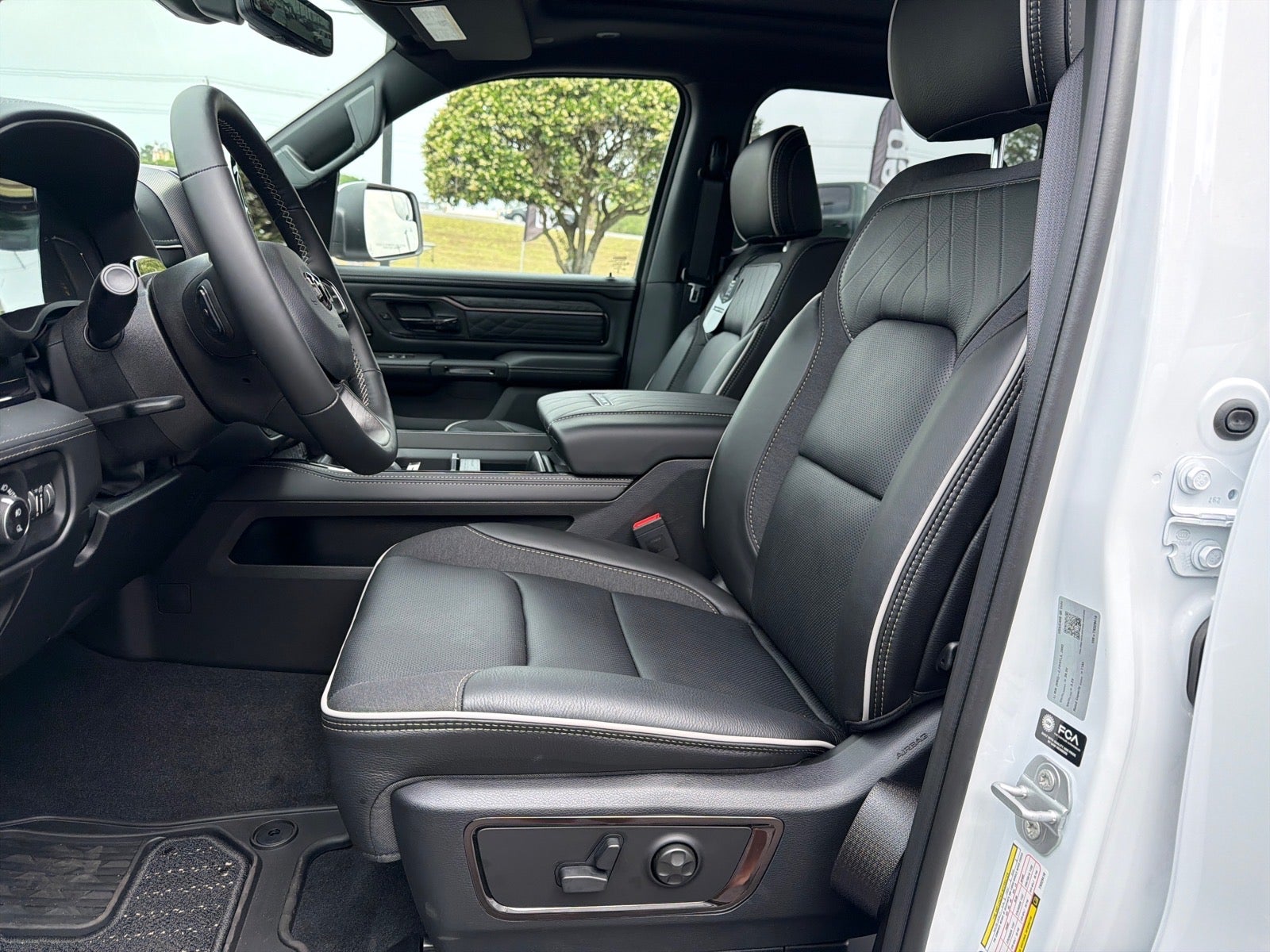 2026 RAM Ram 1500 Limited