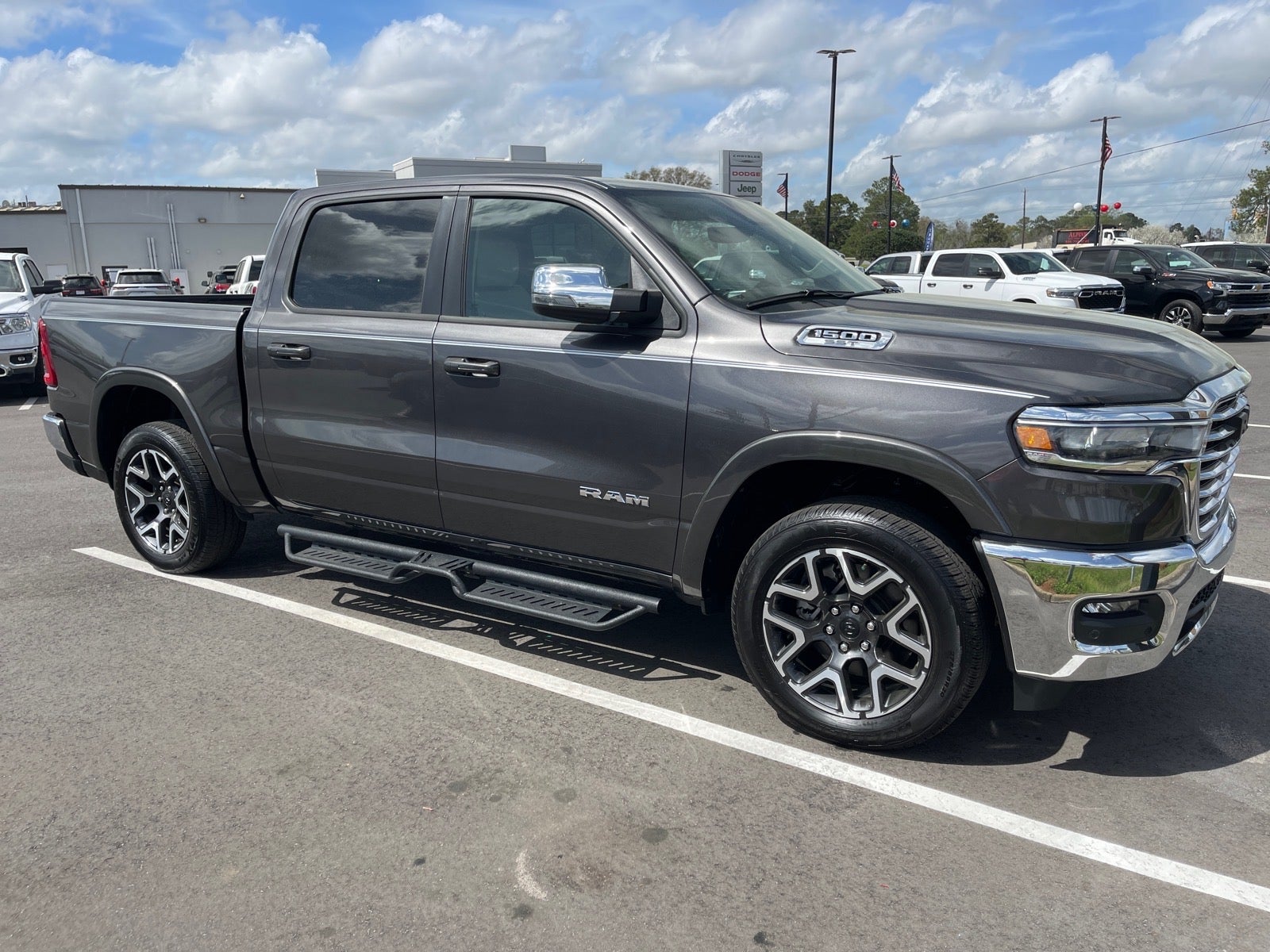 2025 RAM 1500 Laramie
