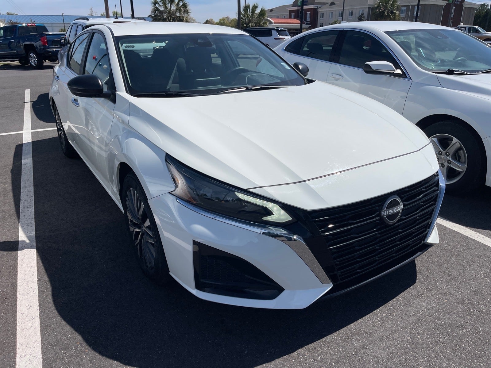 2025 Nissan Altima SV