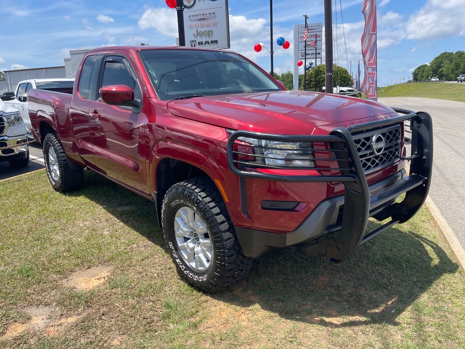 2022 Nissan Frontier SV