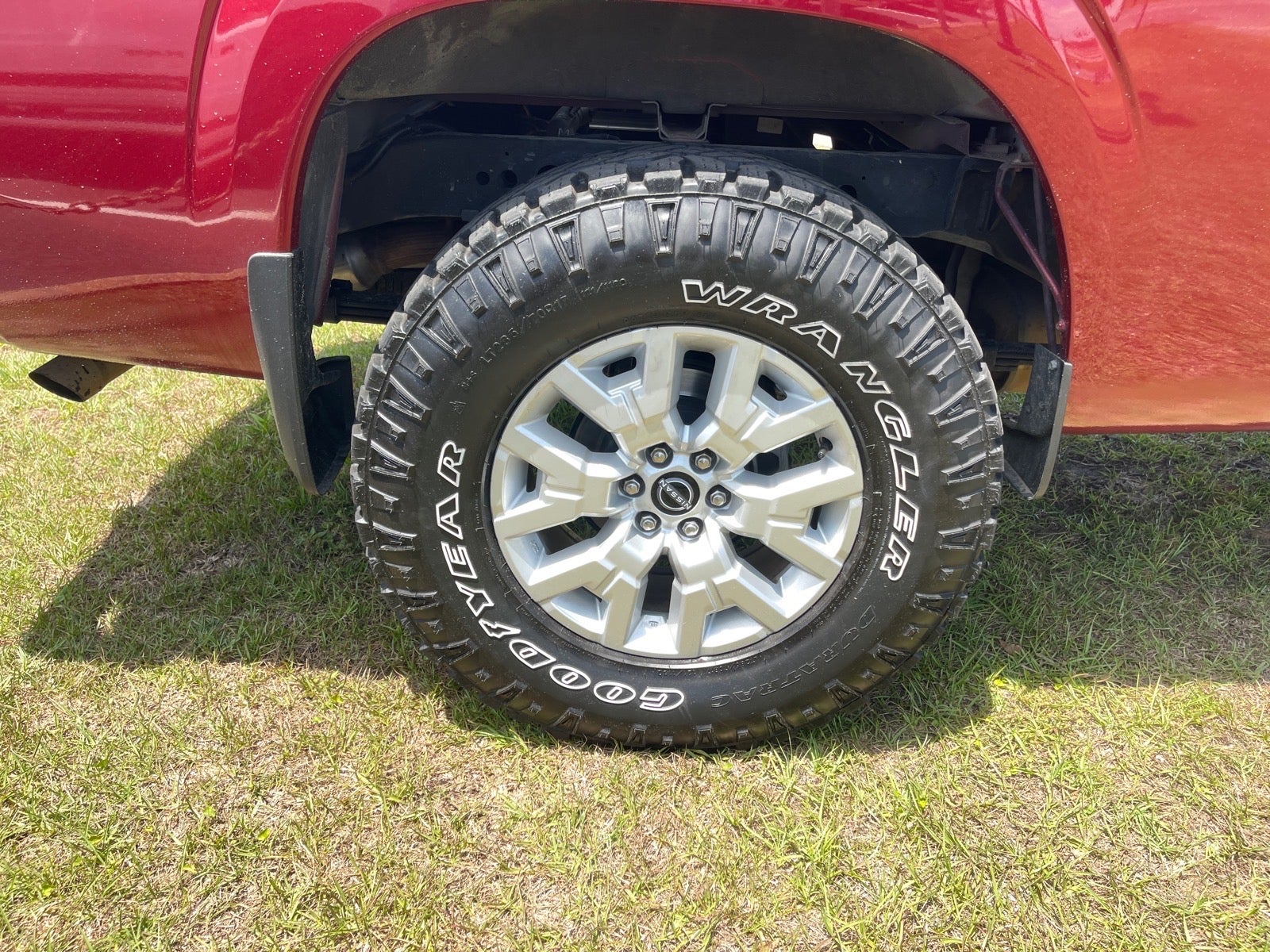 2022 Nissan Frontier SV