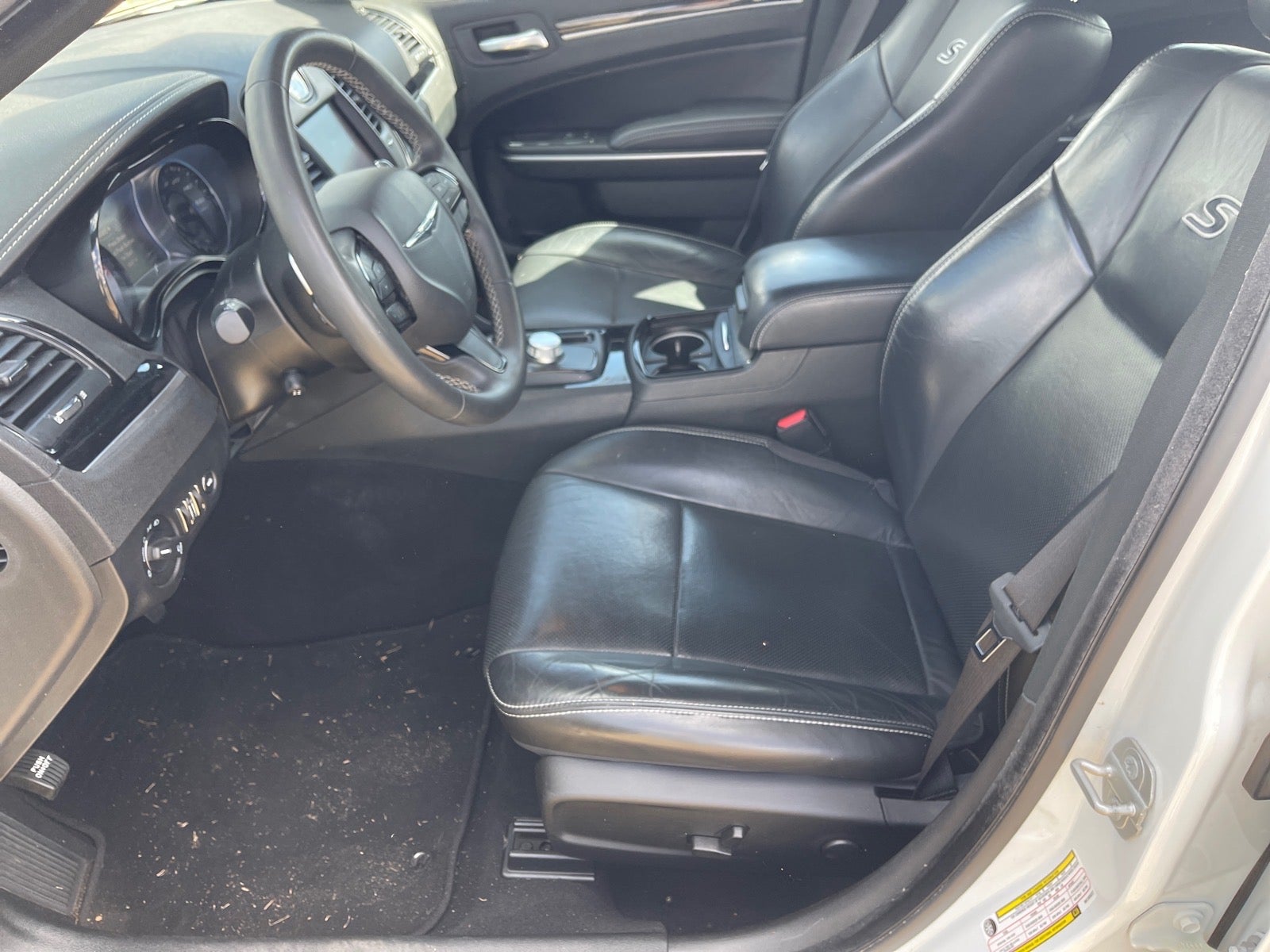 2022 Chrysler 300 300S