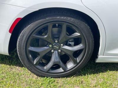 2022 Chrysler 300 300S