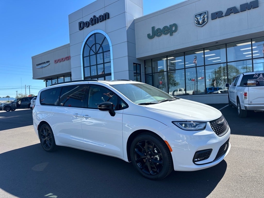 2026 Chrysler Pacifica Limited