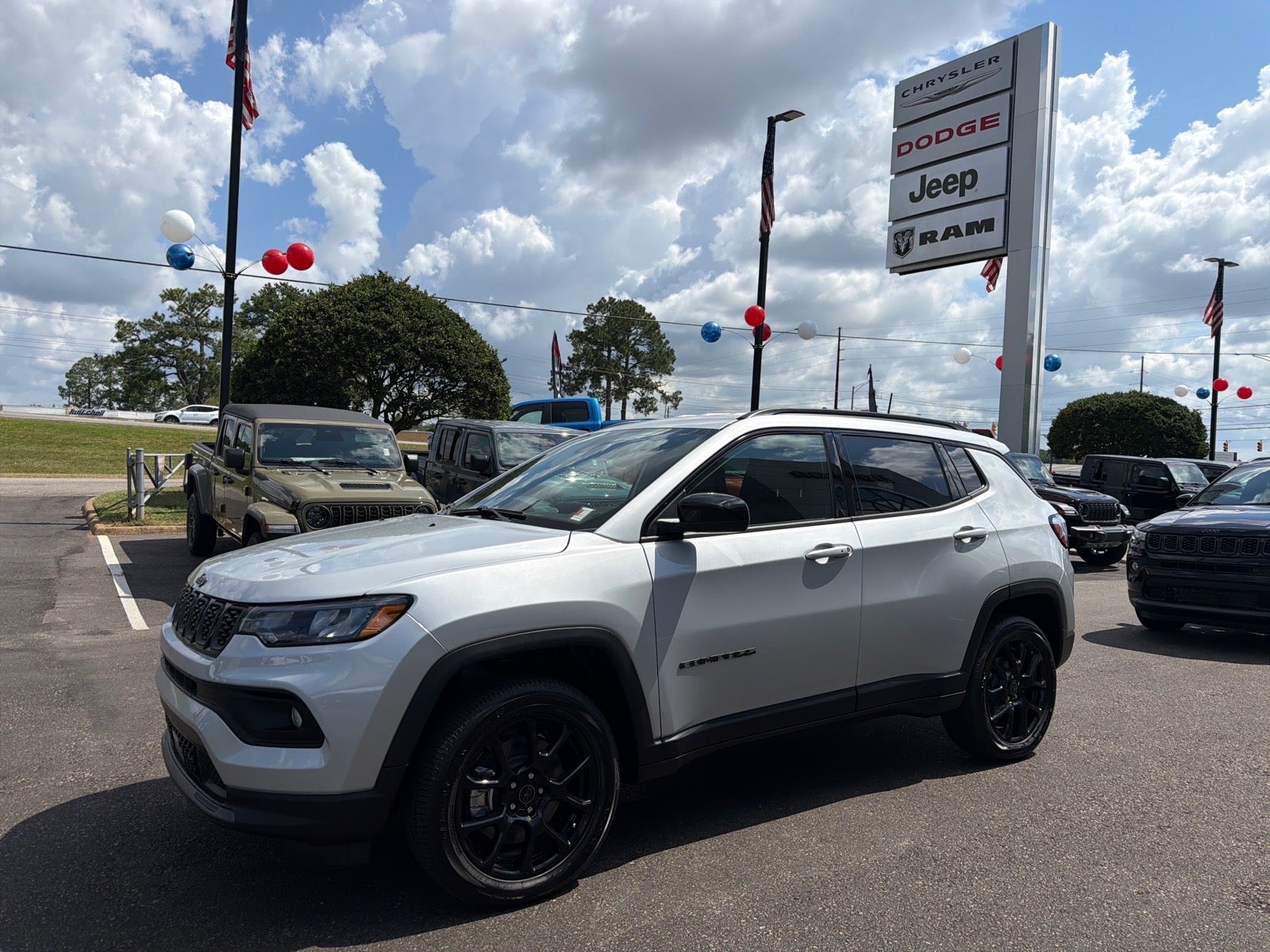 2026 Jeep Compass Latitude Altitude