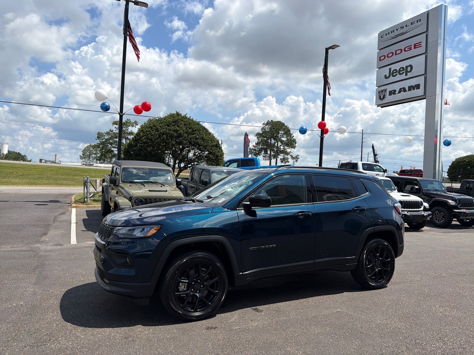 2026 Jeep Compass Latitude Altitude
