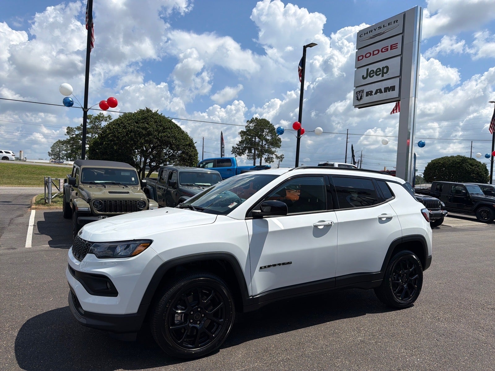 2026 Jeep Compass Latitude Altitude