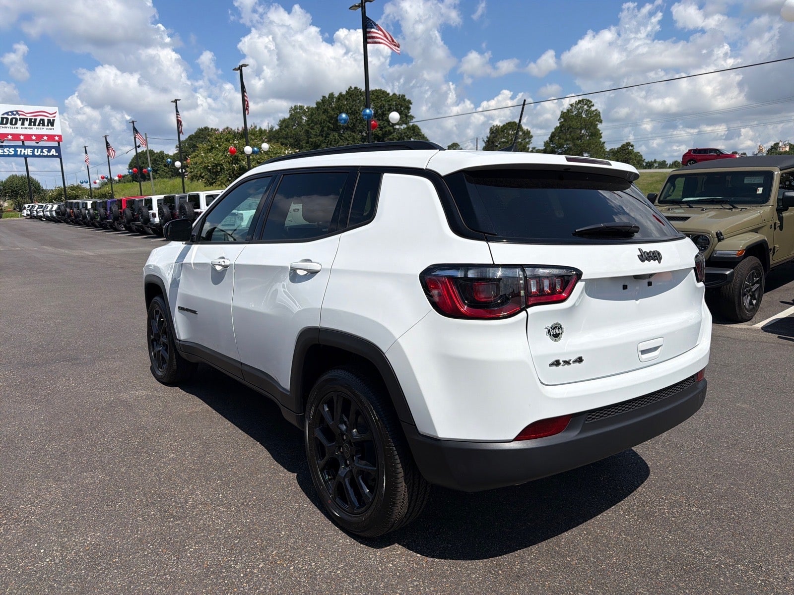 2026 Jeep Compass Latitude Altitude