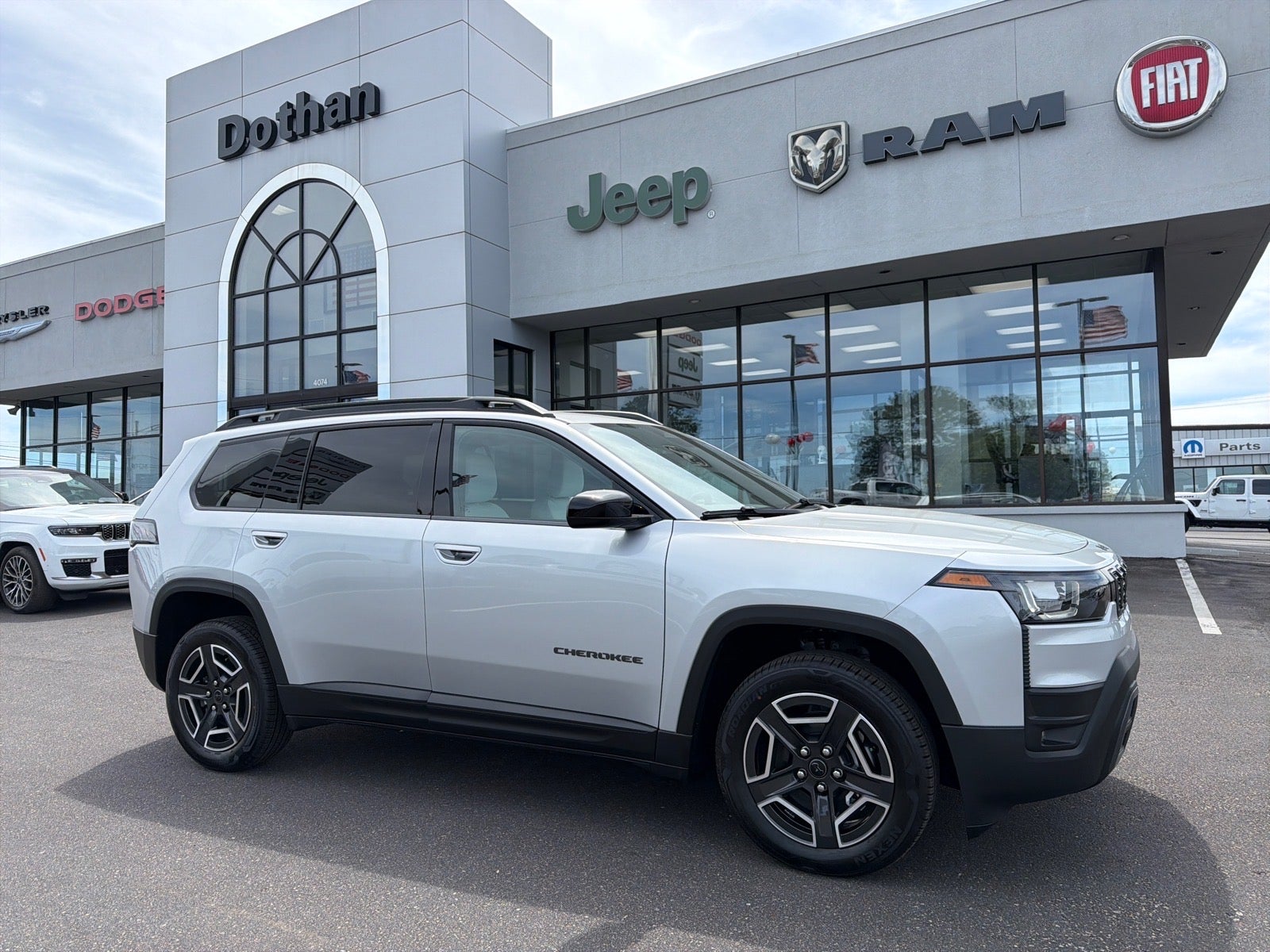 2026 Jeep Cherokee Laredo