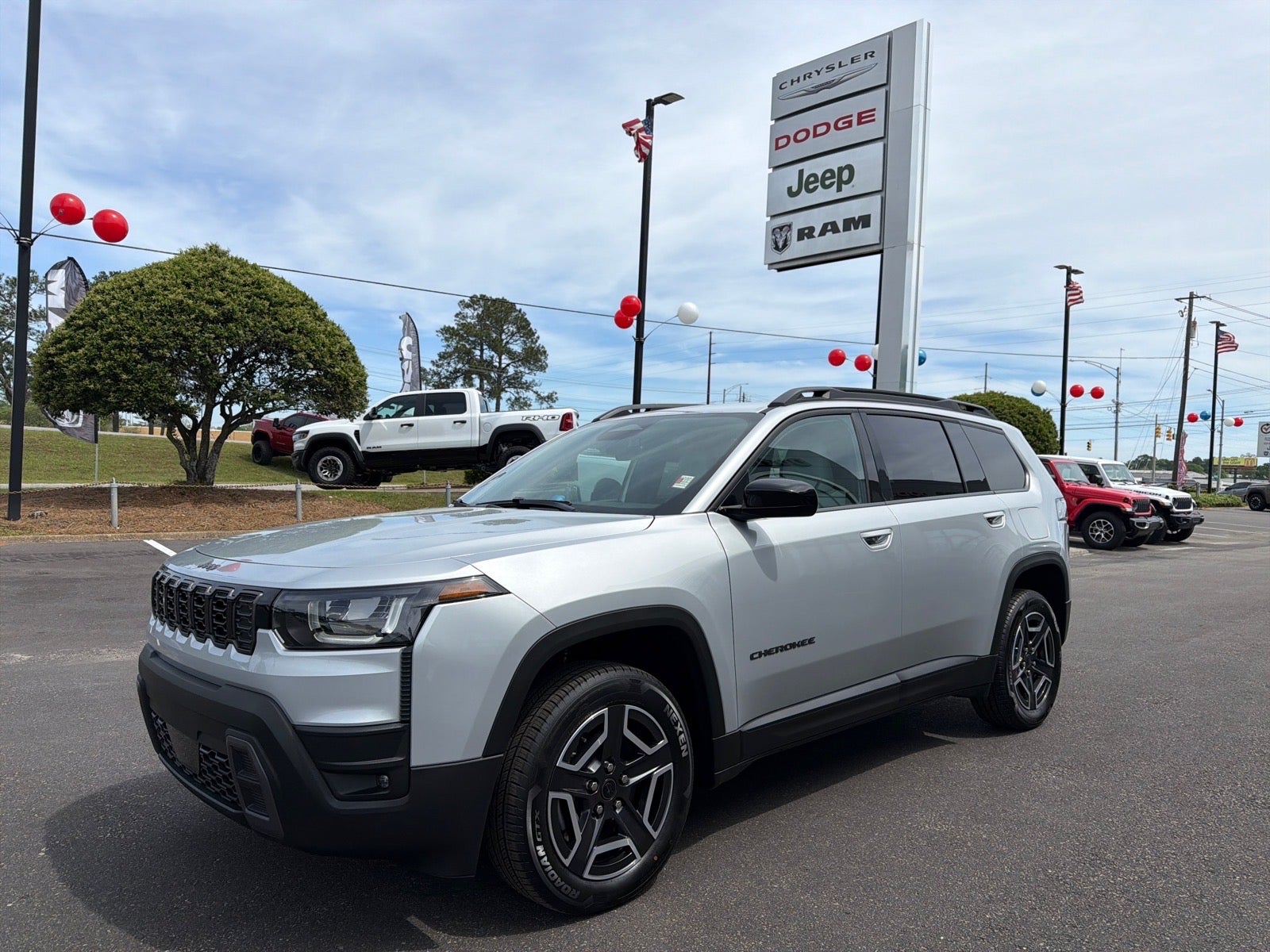 2026 Jeep Cherokee Laredo