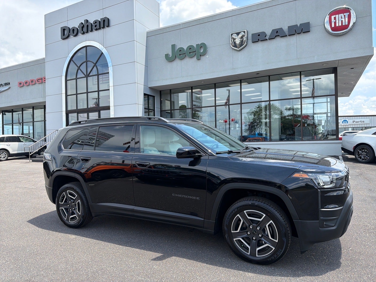 2026 Jeep Cherokee Laredo