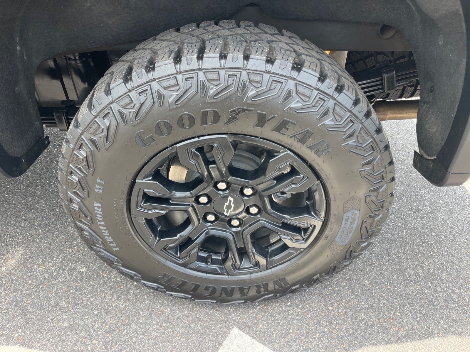 2025 Chevrolet Silverado 1500 ZR2