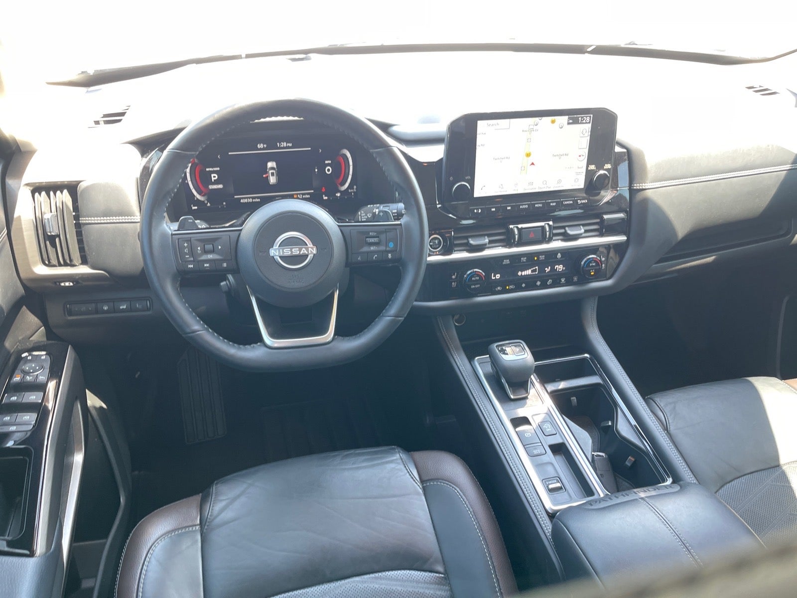 2023 Nissan Pathfinder Platinum