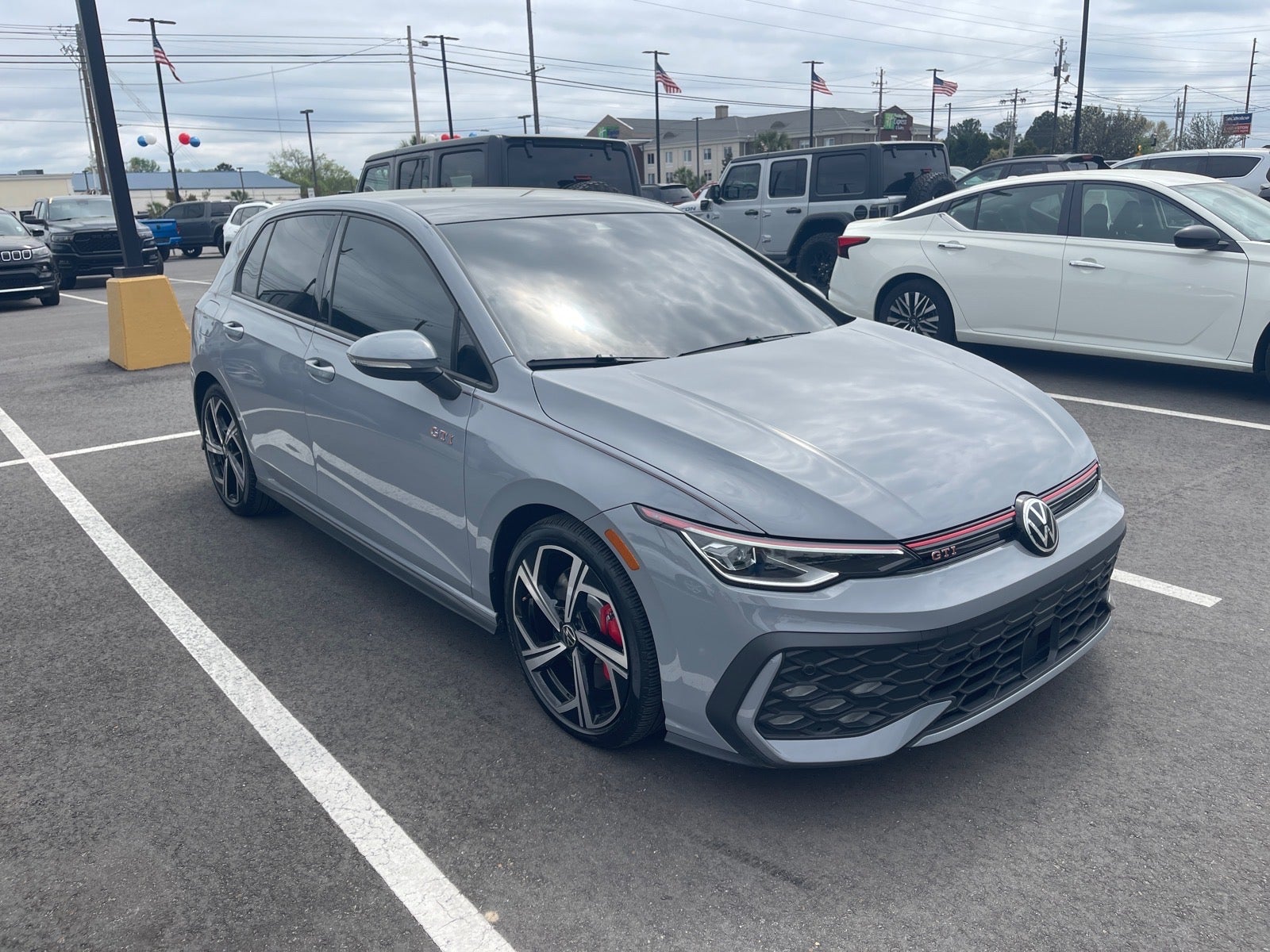 2025 Volkswagen Golf GTI SE